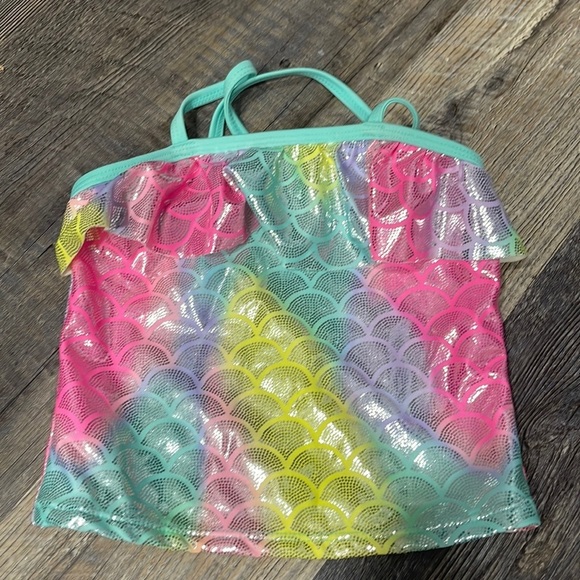 Girls swimsuits - Picture 1 of 4